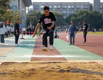 青春之花 赛场绽放——经贸系运动员赛场精彩瞬间