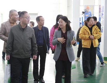 扬中市开放大学来我校考察交流